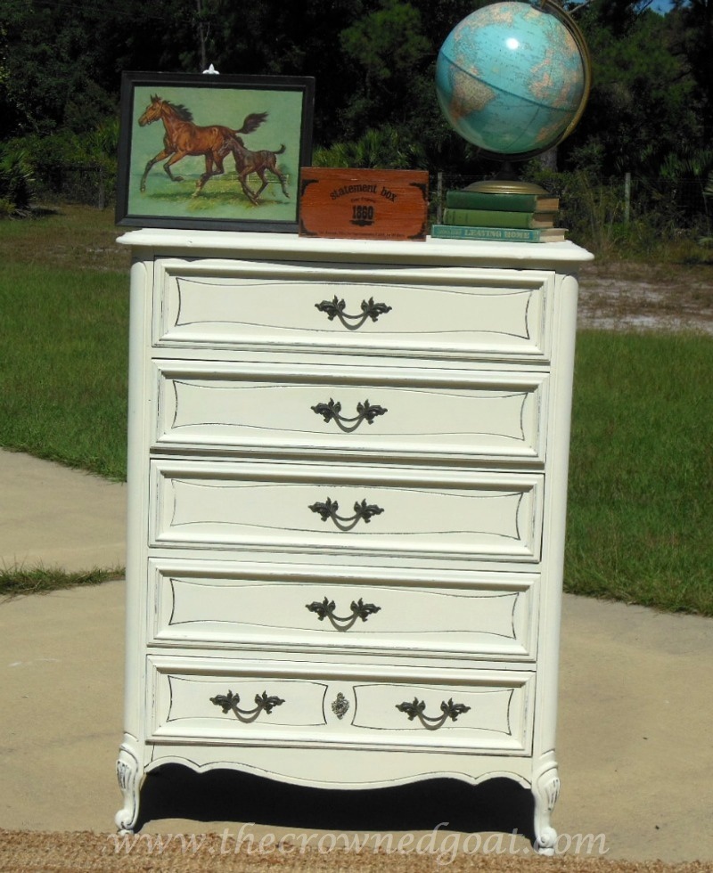 Annie Sloan Chalk Paint Dresser Makeover