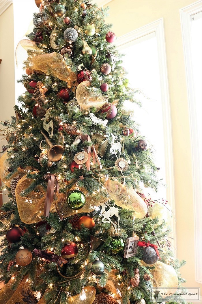 Traditional Christmas Living Room at Bliss Barracks