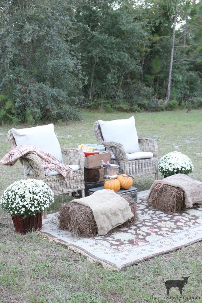 Outdoor Movie Night & Fall Popcorn Recipe