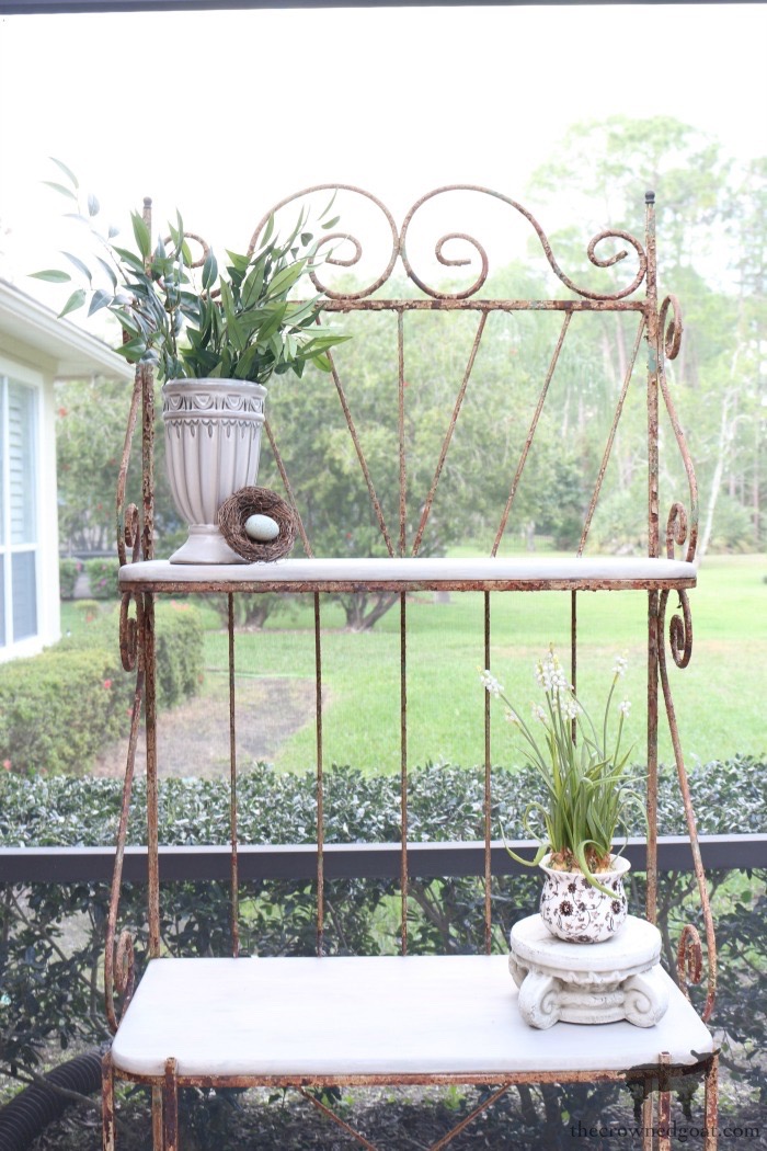 French Farmhouse Style Baker’s Rack Makeover