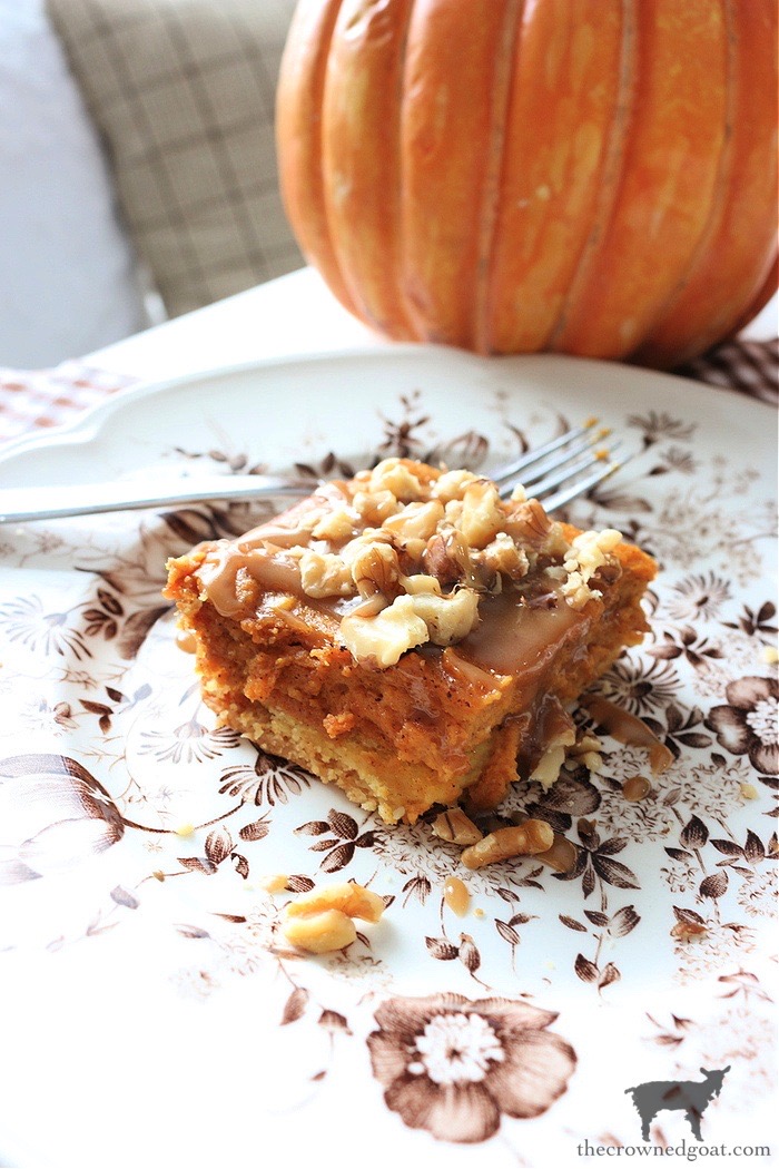 Salted Caramel Pumpkin Pie Gooey Bars