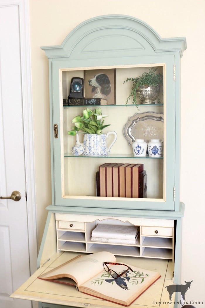 Secretary Makeover in Cartouche Green